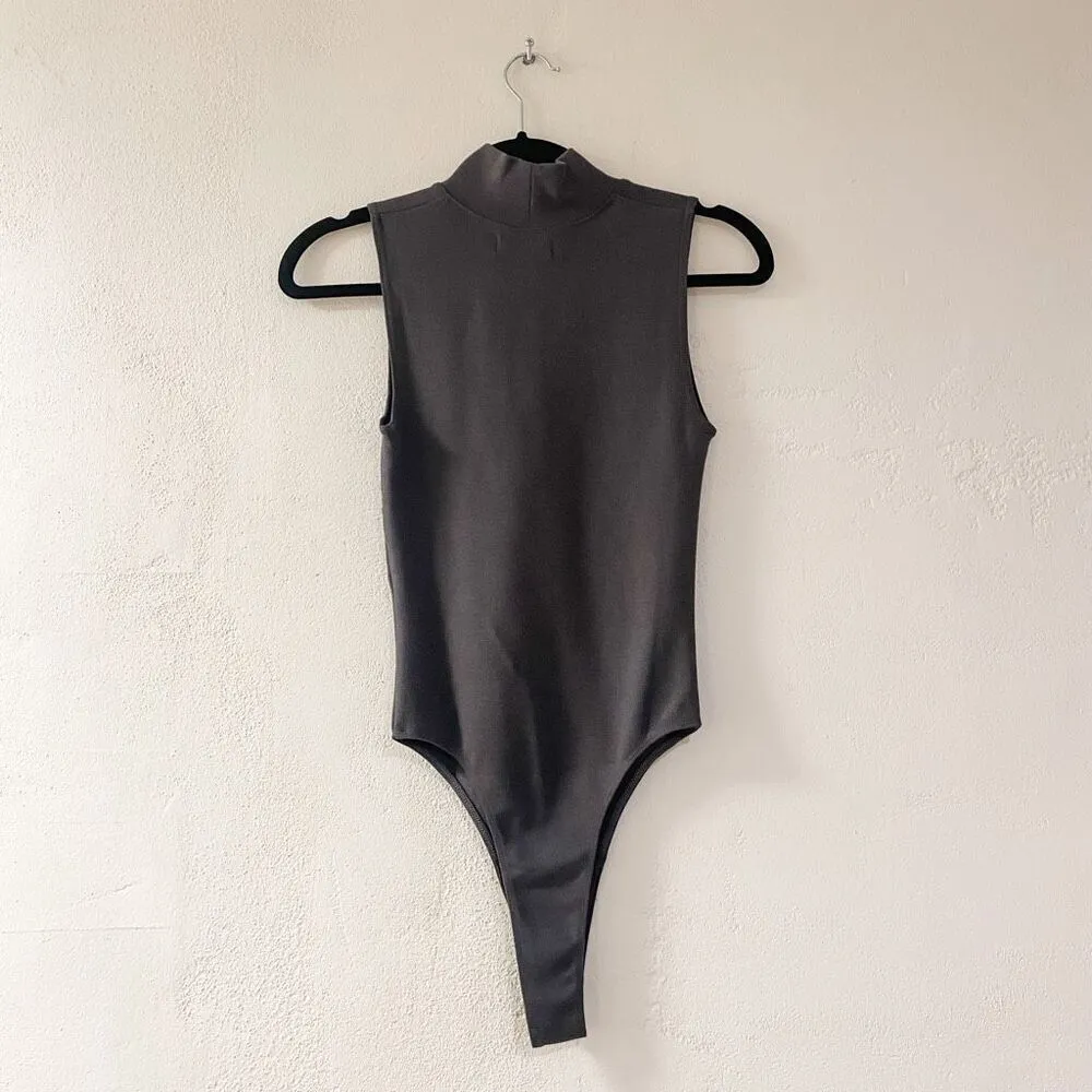 NEW Naadam Modal Cashmere Sleeveless Mockneck Bodysuit in Dark Granite Gray Smal - Image 3