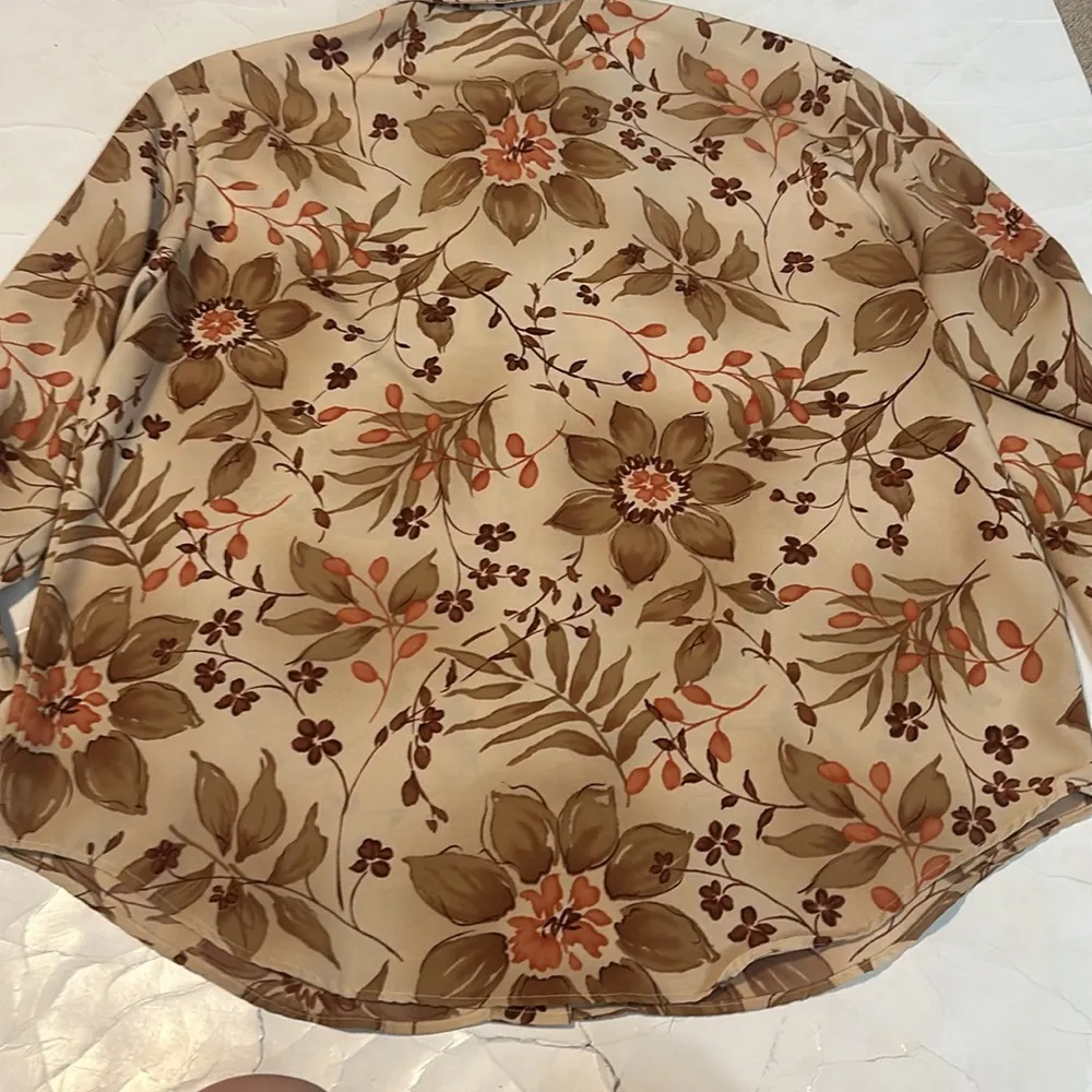 Susan Graver XL Floral Casual Autumn Print Long Big Button Down Office Shirt - Image 5