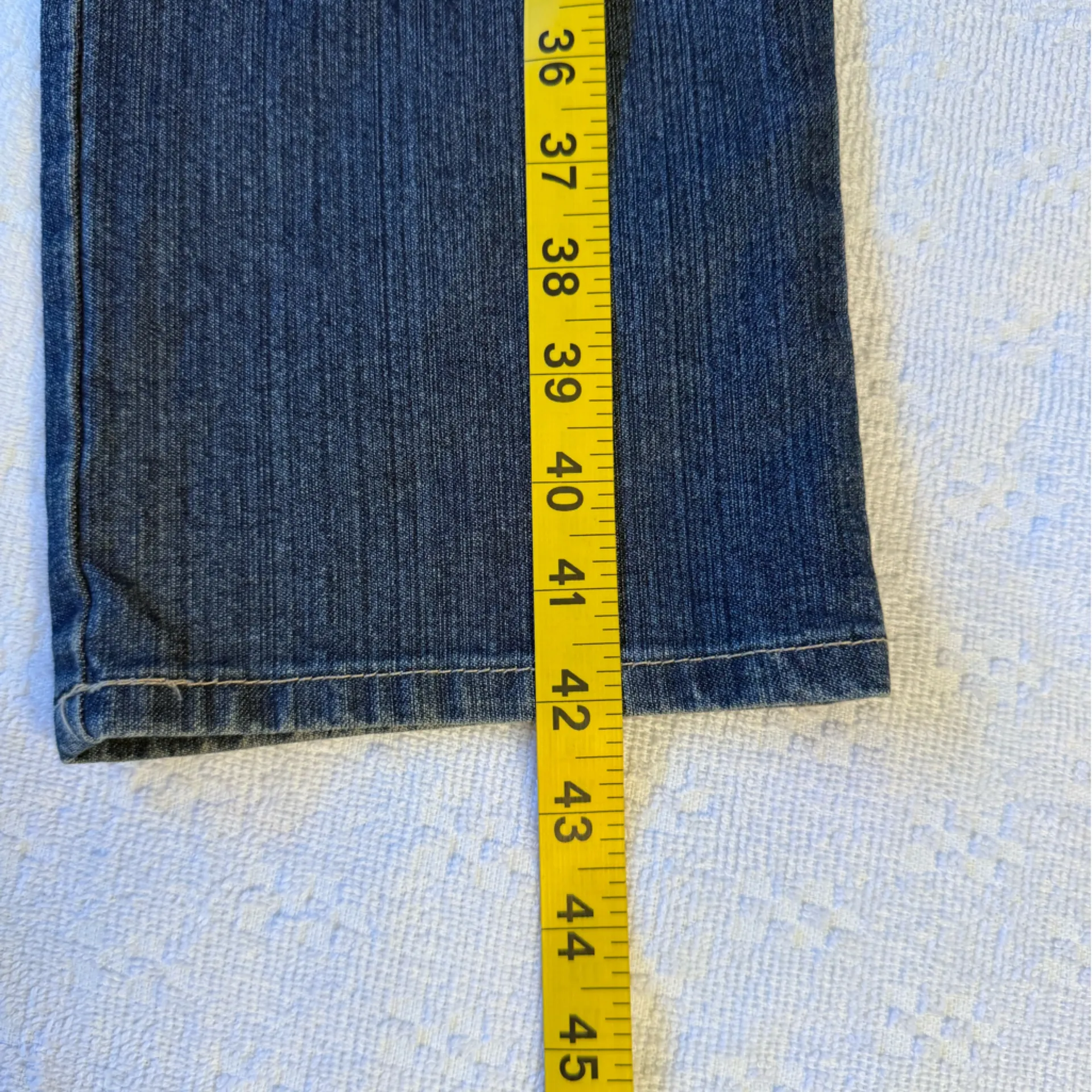 Gloria Vanderbilt Dark Blue Jeans - Image 6