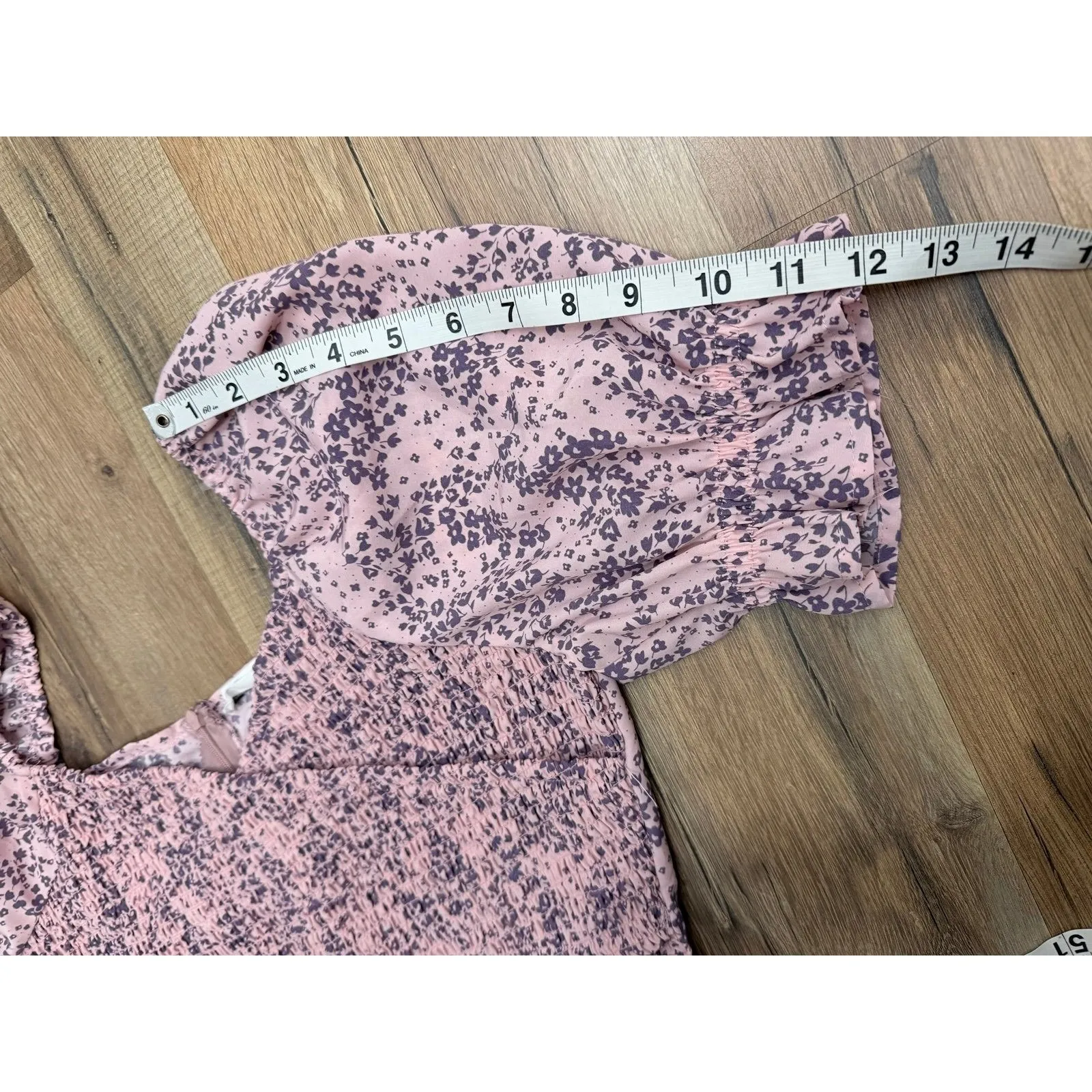 Goodnight Macaroon Pink Floral Smocked Mini Dress Puff Sleeve Size Small - Image 9