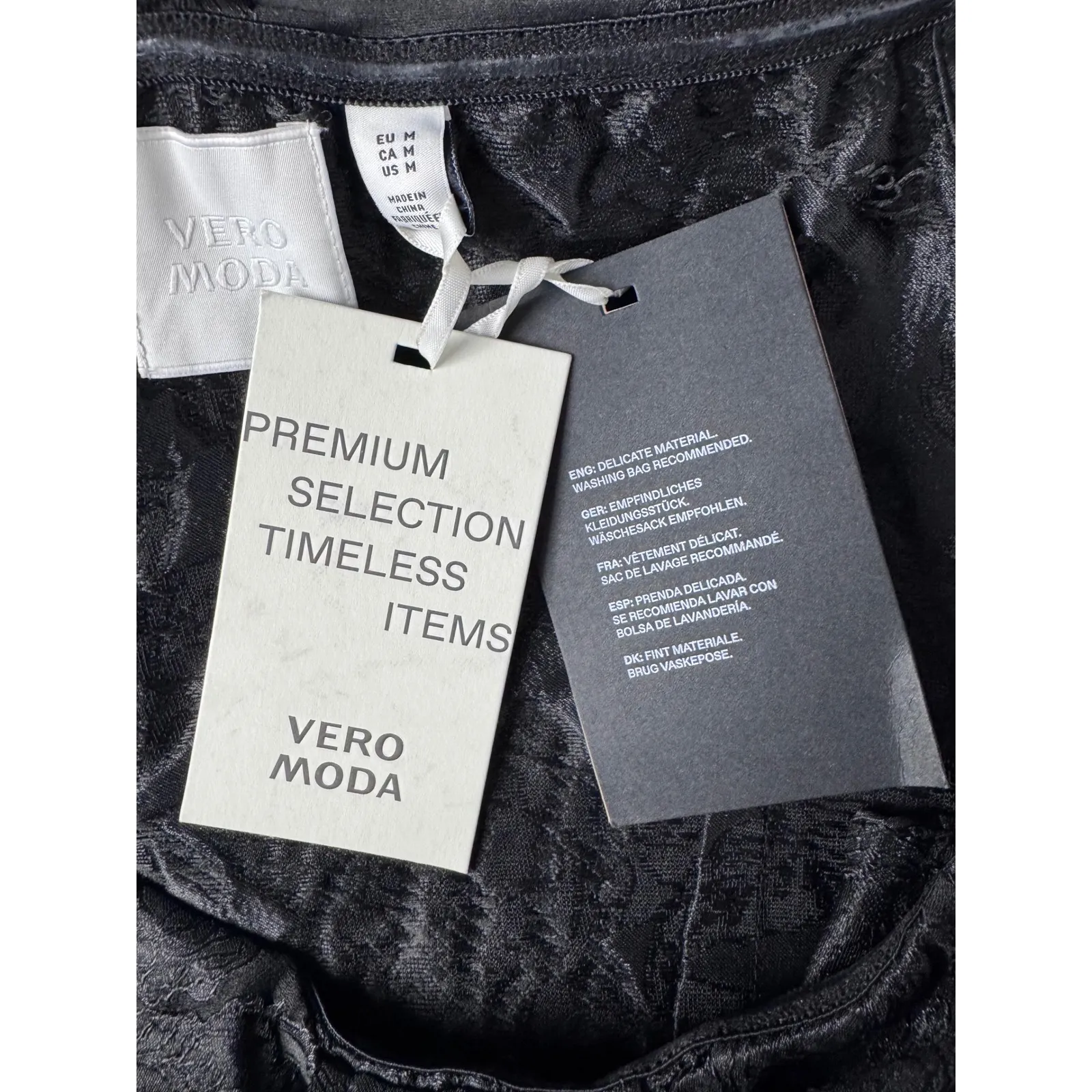 Vero‎ Moda Black Off Shoulder Bow Detail Jacquard Mini Dress Size M - Image 9