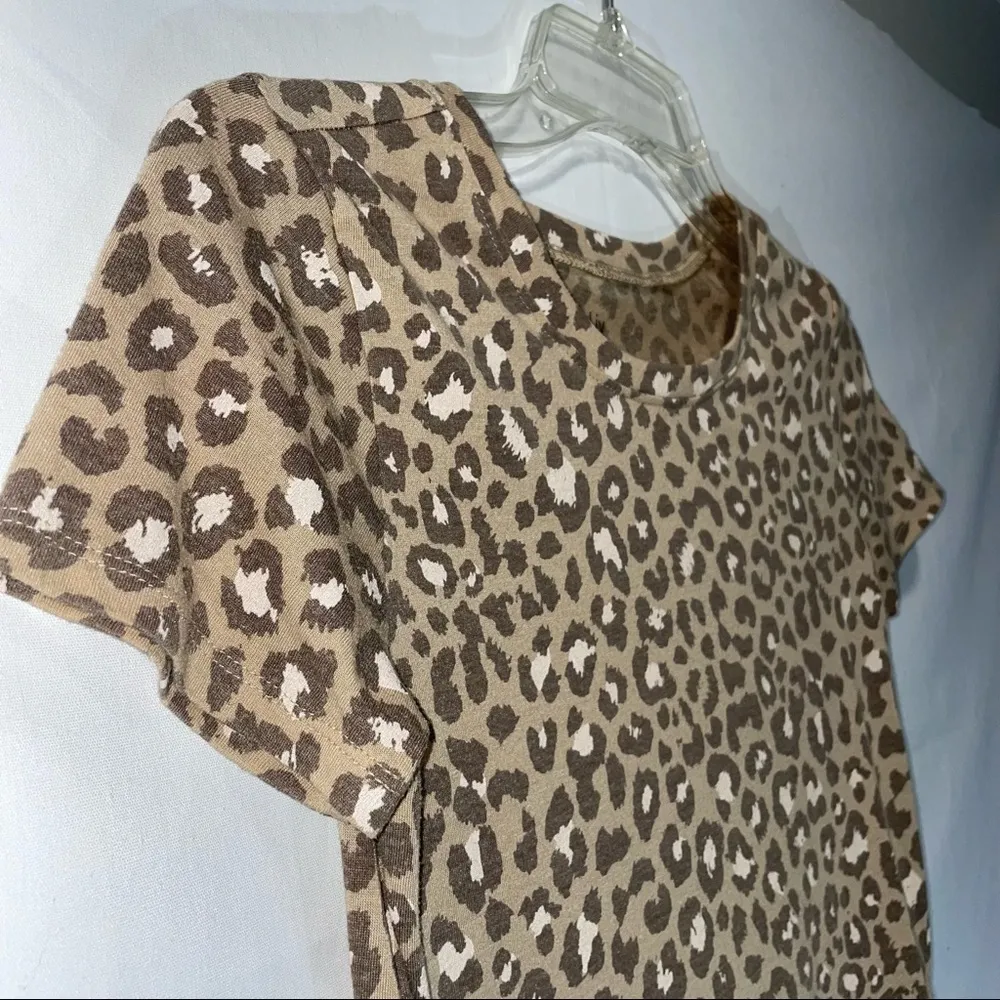 Zoe + Liv Cheetah Print T-Shirt Size XS - Image 4