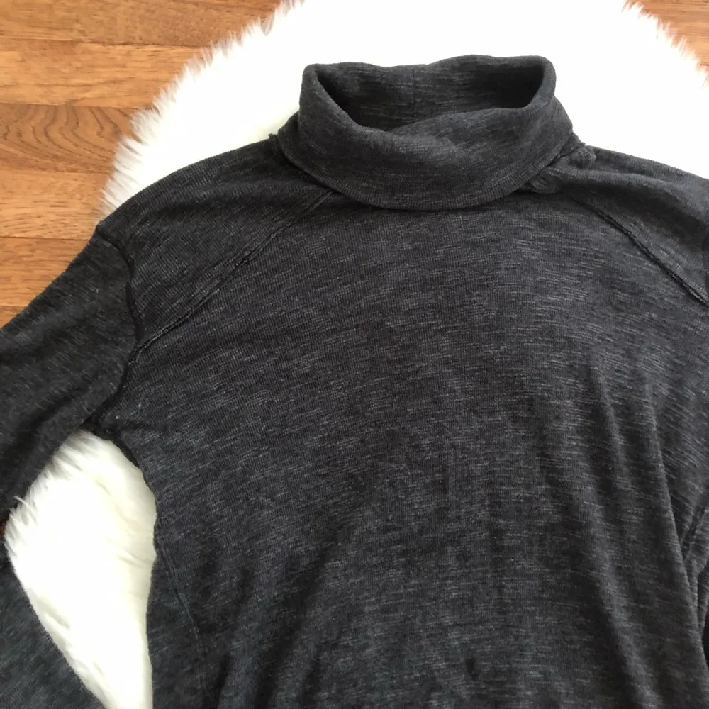 Free People Split Back High Low Gray Turtleneck - Image 6