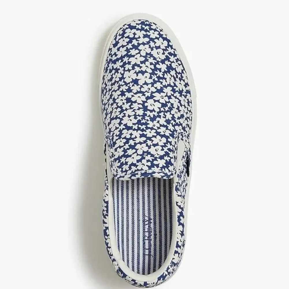 Road Trip Slip-on Sneakers Keats Floral Women’s Size 8 / White & Blue - Image 4