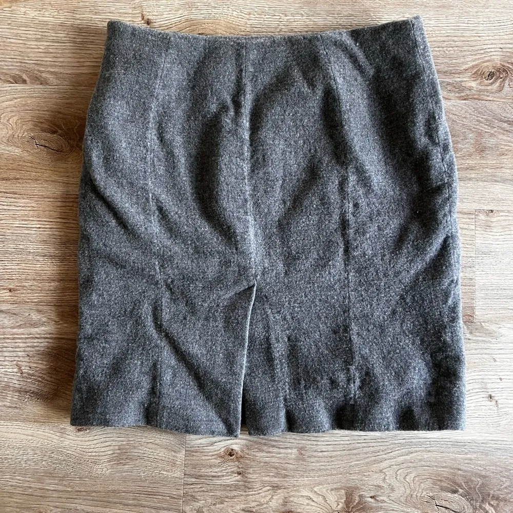 Brooks Brothers 2Piece Skirt Suit Italian Wool Gray Women’s Size 16 - Image 8