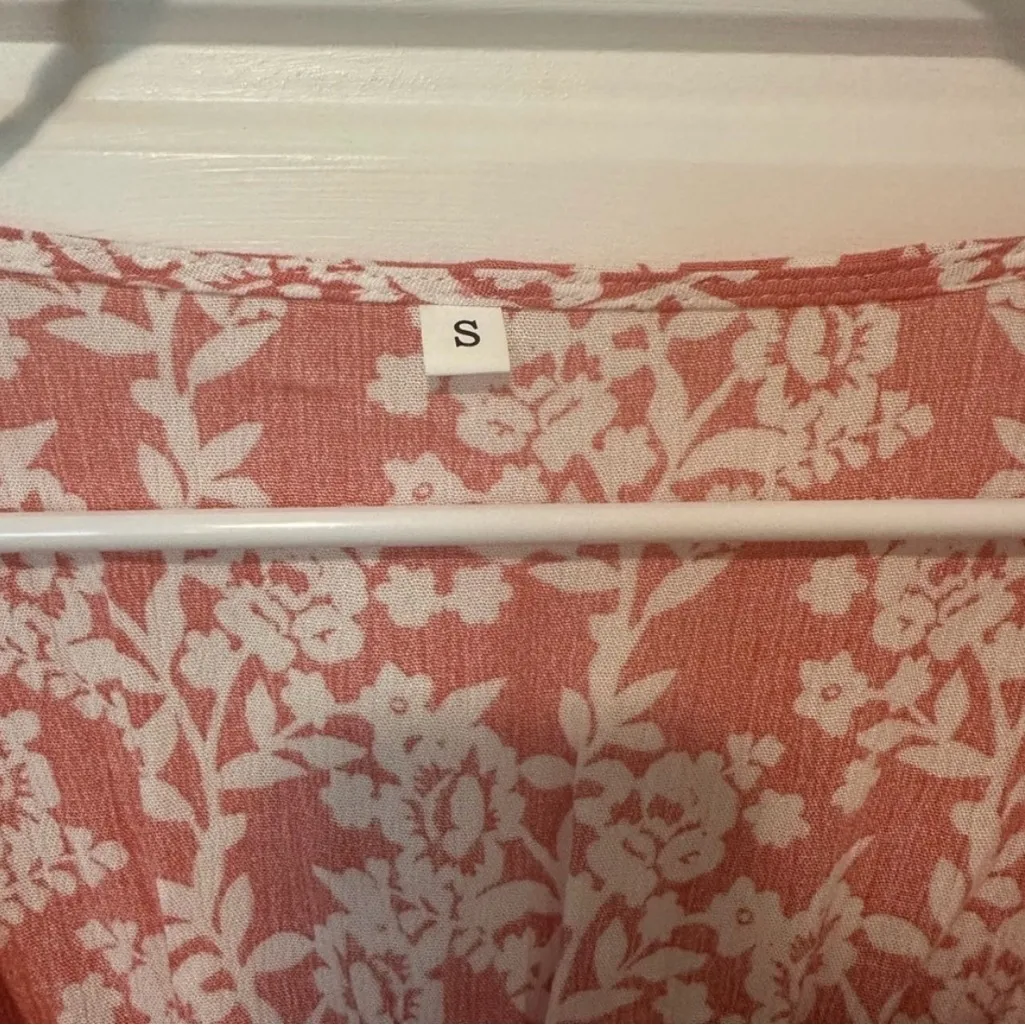 SHEIN Pink Floral Smocked Blouse - Image 6