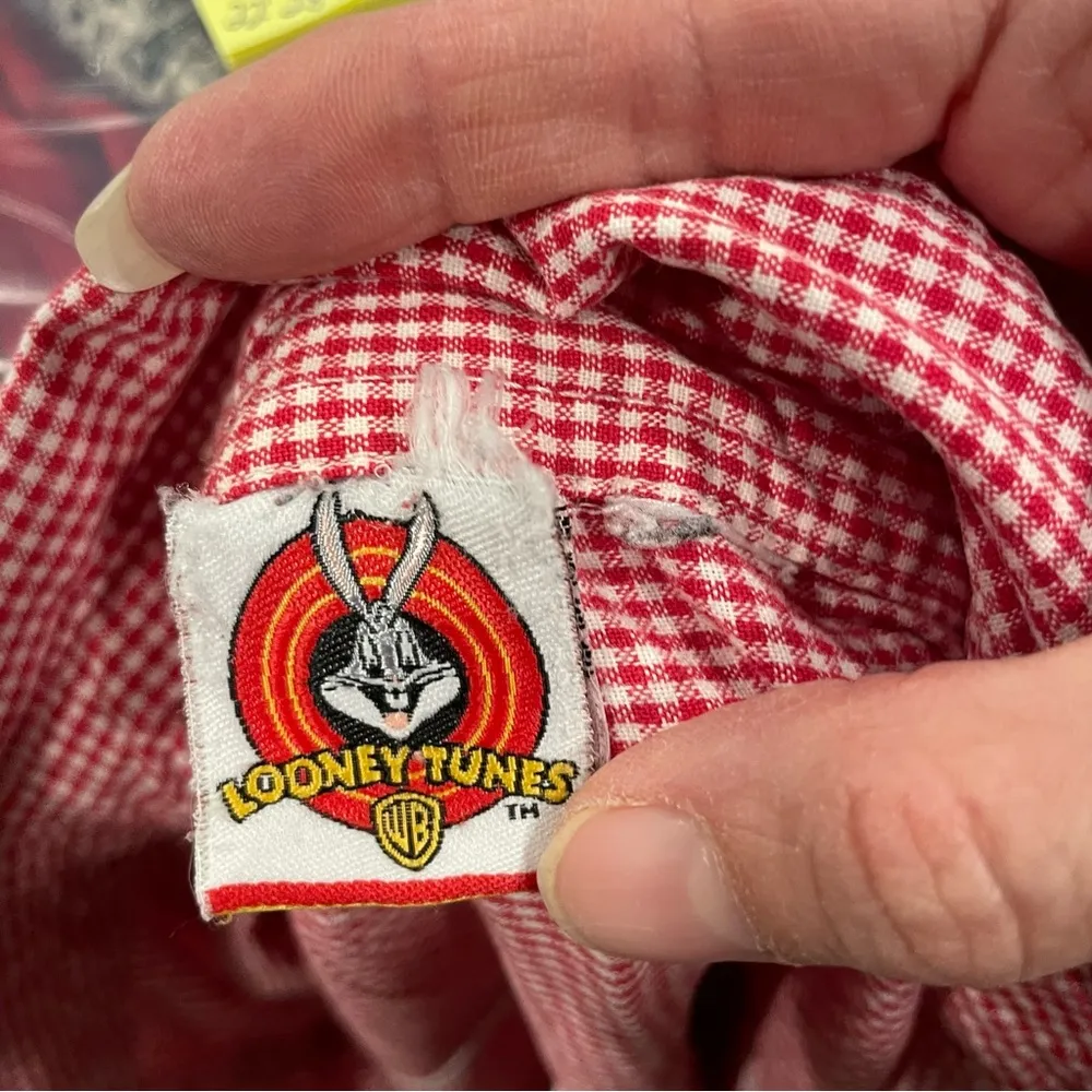Vintage Looney Tunes Tweety embroidered pocket red checkered button front shirt - Image 9
