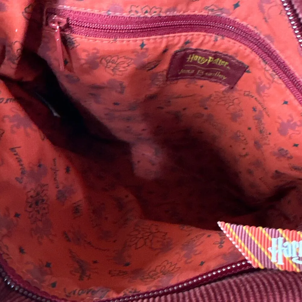 VERA BRADLEY Harry Porter Corduroy Gryffinder Triple Zipper Crossbody - Image 5