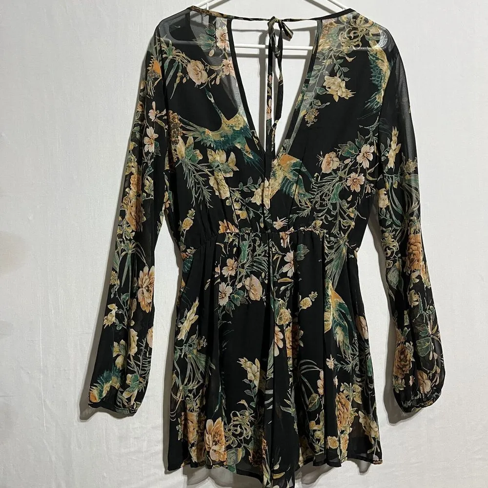 Final Touch Romper Women's Medium Black Floral‎ Sheer Surplice Neck Long Sleeve - Image 2