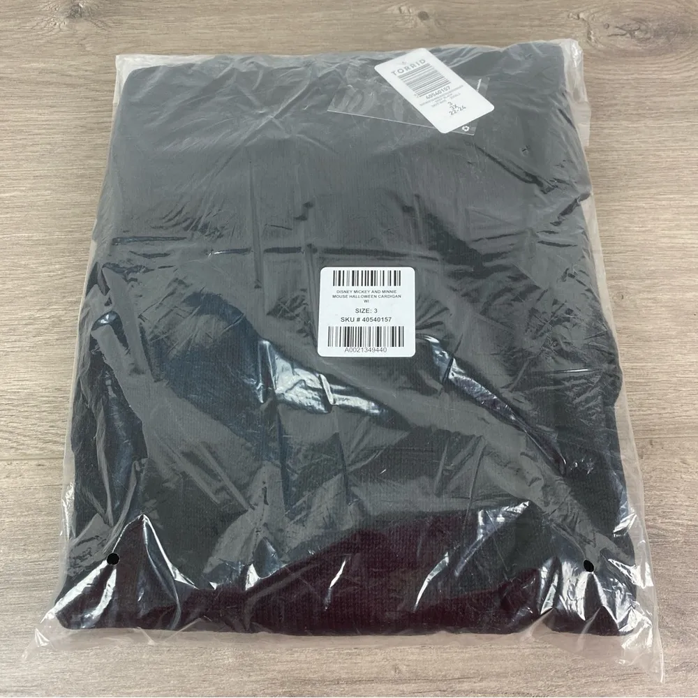 Torrid Black Disney Mickey&Minnie Halloween Cardigan Sz.3 NWT - Image 5