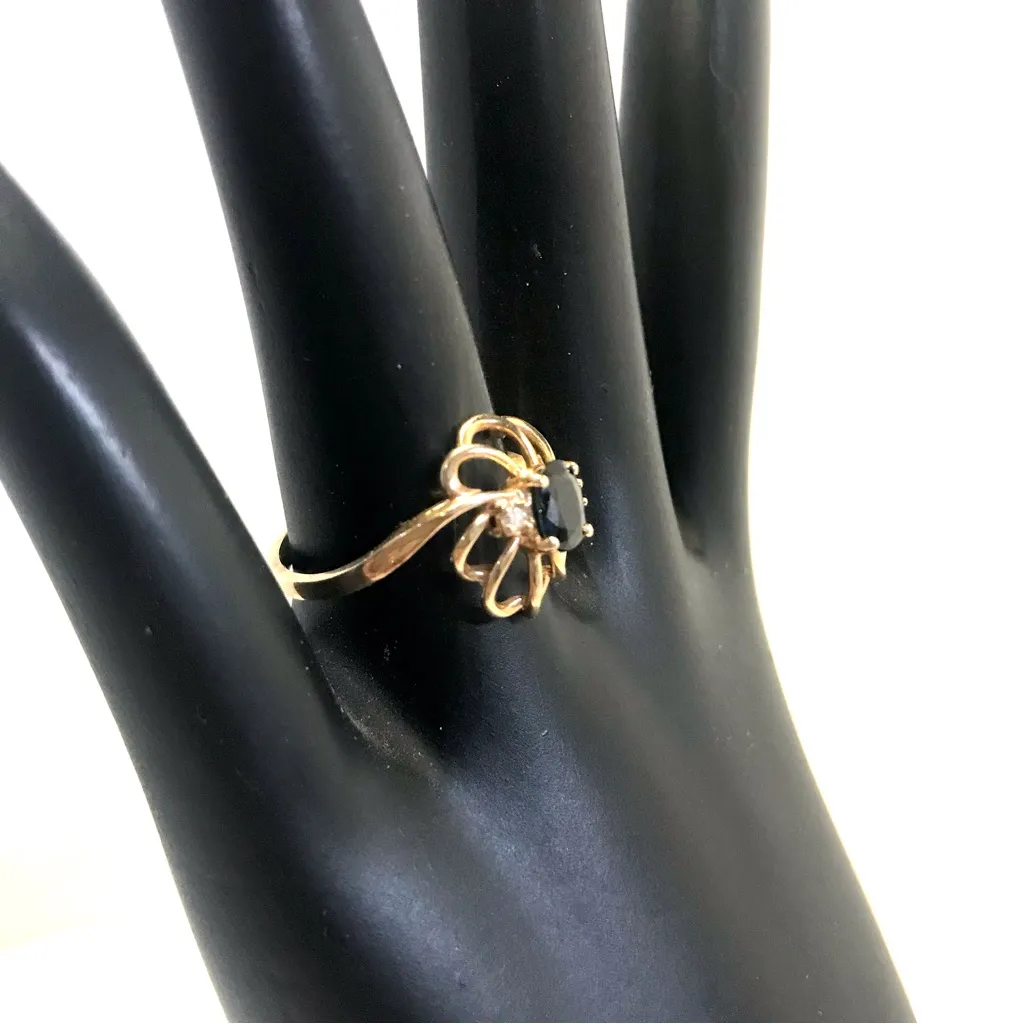 10K SOLID YELLOW GOLD SAPPHIRE AND DIAMOND RING (7) Blue - Image 2