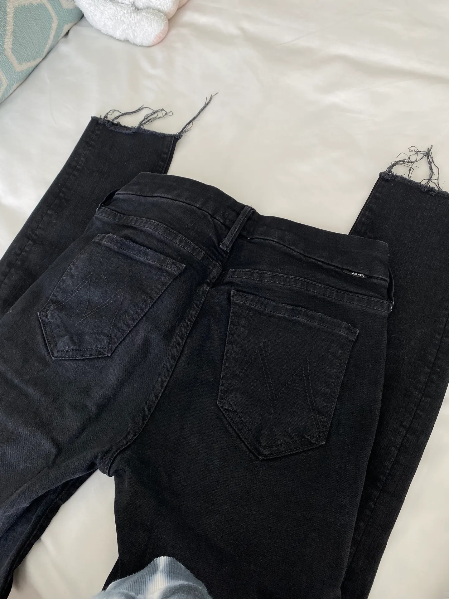 MOTHER Looker Ankle Fray Jeans - Image 5