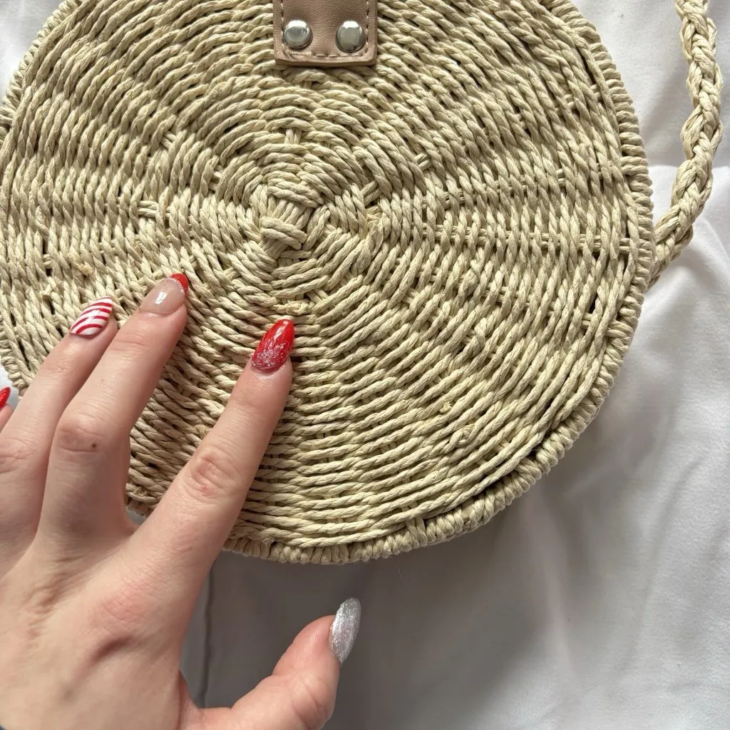 Mia & Tess The Paper Store Crossbody Bag Round Woven Bohemian Hippie Chic Tan - Image 4