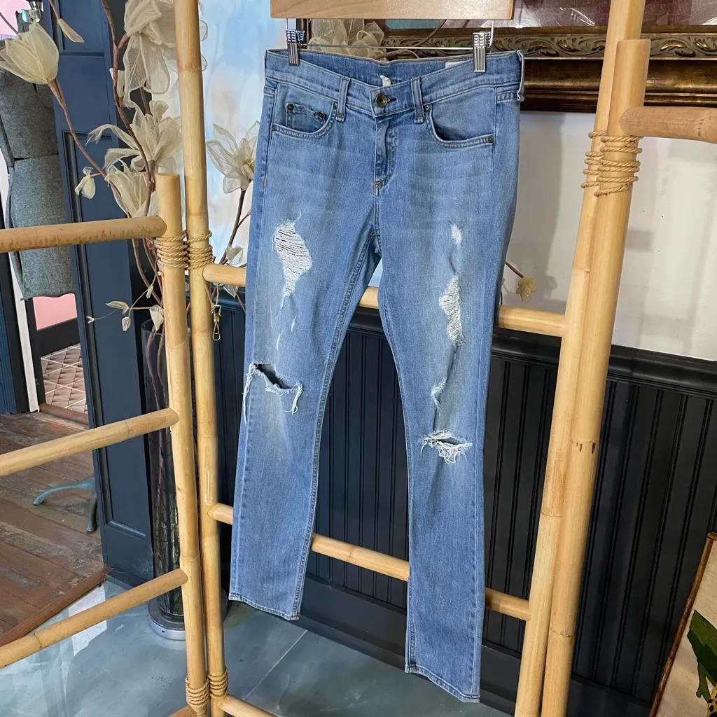 Rag & Bone Dre Low Rise Boyfriend Denim in Rosslyn Distressed Jeans - Sz 26 💚🎀 - Image 3