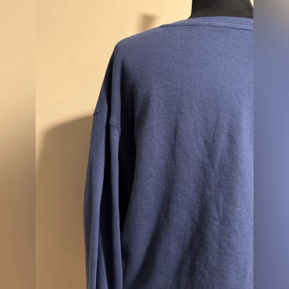 NWOT Disney Blue and White Stitch Ohana Graphic Sweater crop top style Size XL - Image 8