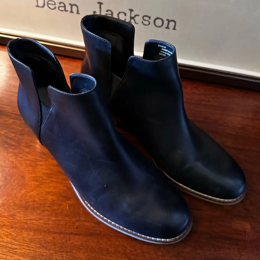 Cole Haan Abbot pull on leather Bootie in black sz 8.5 - Image 11