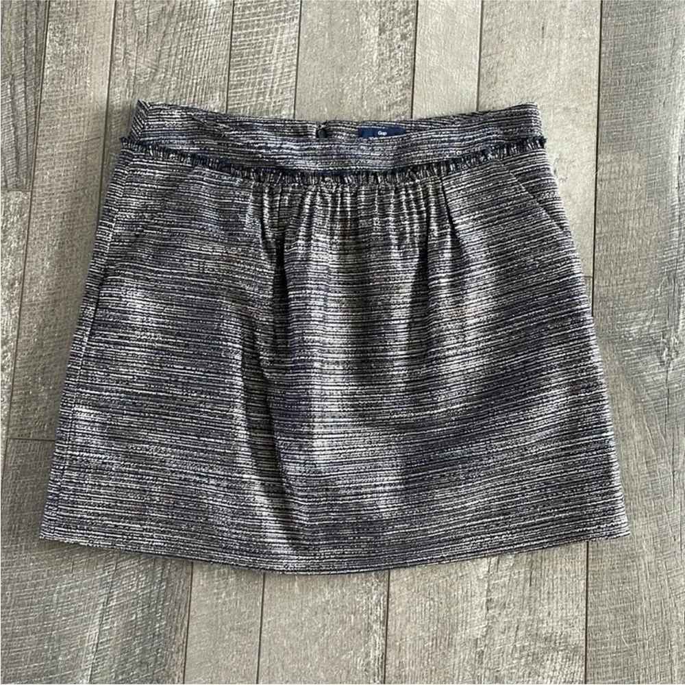 GAP Size 10 Silver and Blue Metallic Skirt. - Image 7