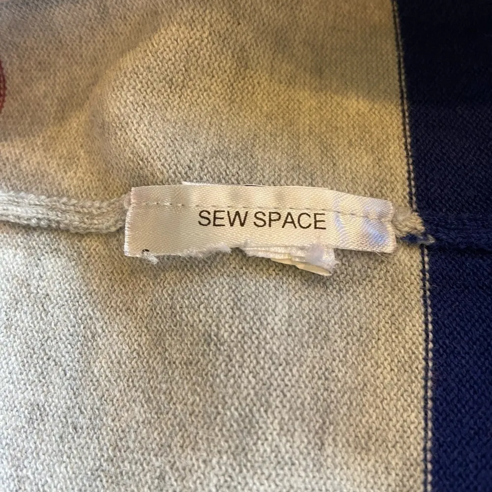 Tommy Hilfiger Red White and Blue Striped V Neck Patriotic Sweater Cotton Medium - Image 5