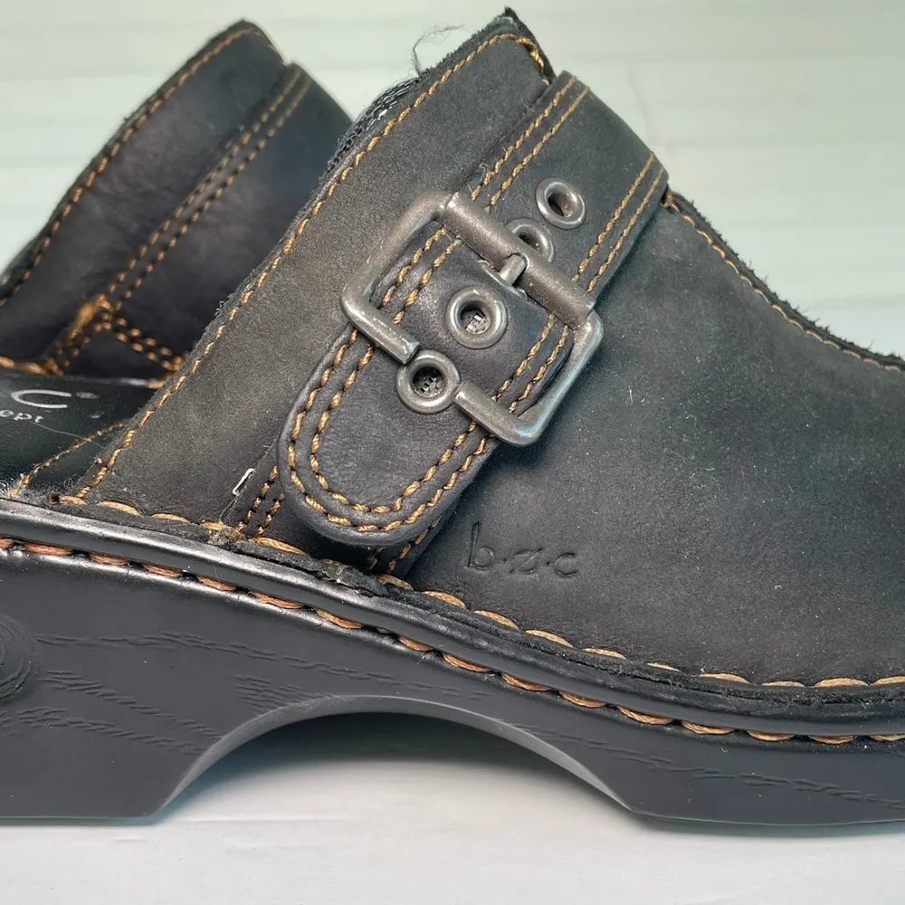 Charcoal Black Leather BOC Heeled Clogs - Image 9
