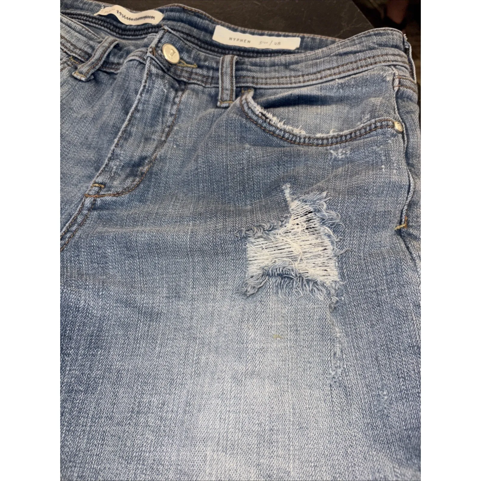 Anthropologie Pilcro Hyphen Women's Denim Shorts Size 28 Distressed - Image 4