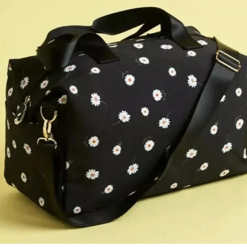 Alice + Olivia Stacey Bendet Daisy Duffel Bag Print NEW - Image 2