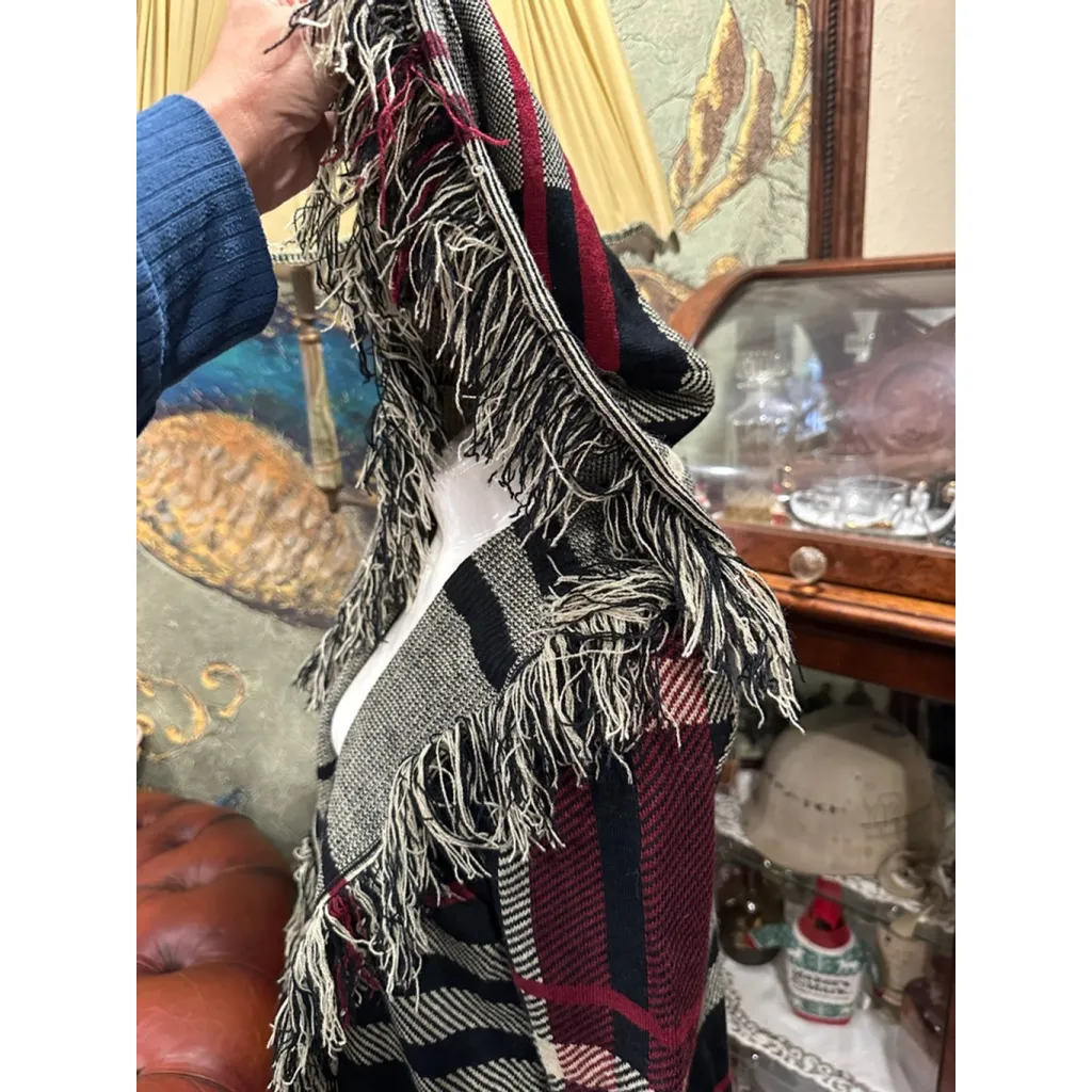 Women's SIGNATURE STUDIO Plaid Fringe Cardigan S Black Red - Image 4