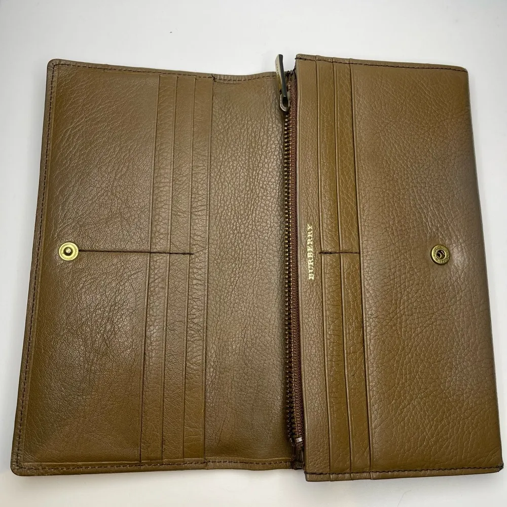 Burberry Brown Leather Long Wallet - Preowned - Image 4