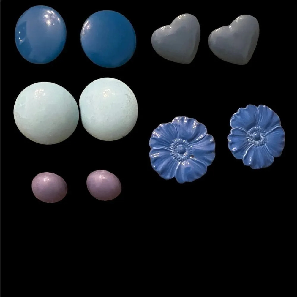 5 pair of blue colored earrings flower heart and dots gently used Blue - Image 2