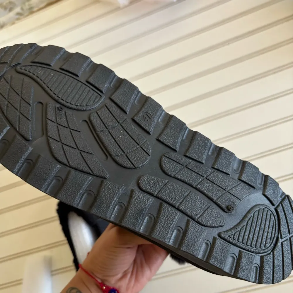 Women's Platform Plush Lined Slip On Ankle Boots Size 8 - Image 10