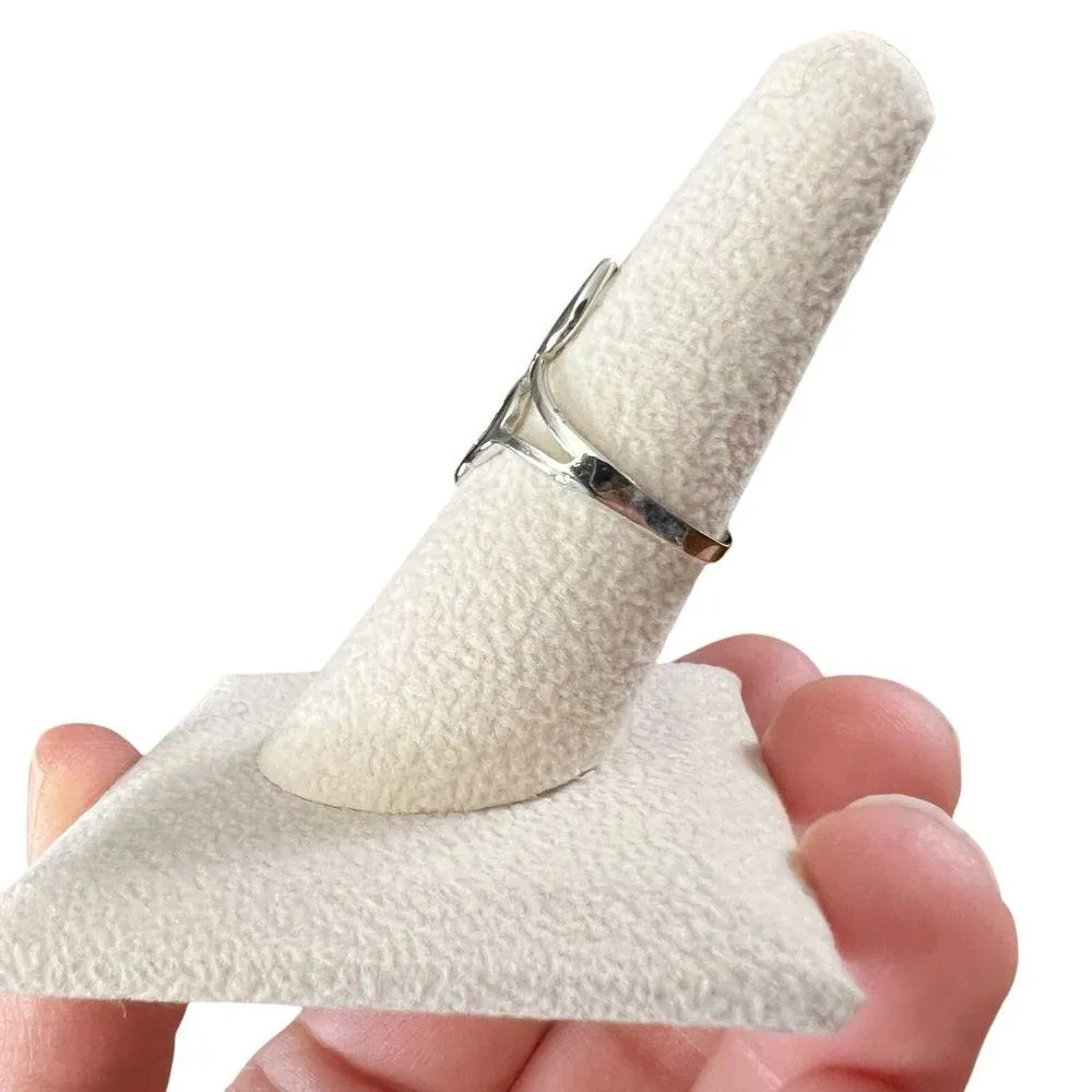 Silver Tone Dainty Treble Clef Music Thin Band Ring - Image 4