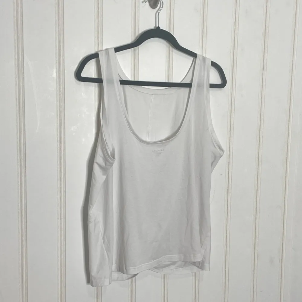 Athleta Essence Knot Front Tank 036 - Image 5