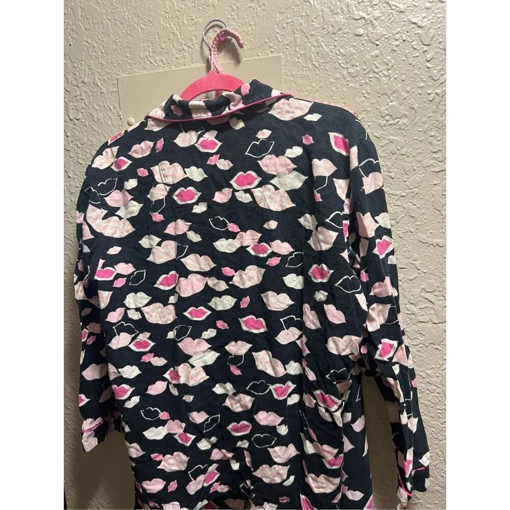 Victoria’s Secret Black With Pink Lips Pajama Set Woman’s Size Small - Image 13