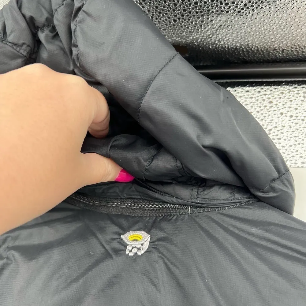 Mountain Hardware black puffer front zip jacket w/ pockets warm women size small - Image 5