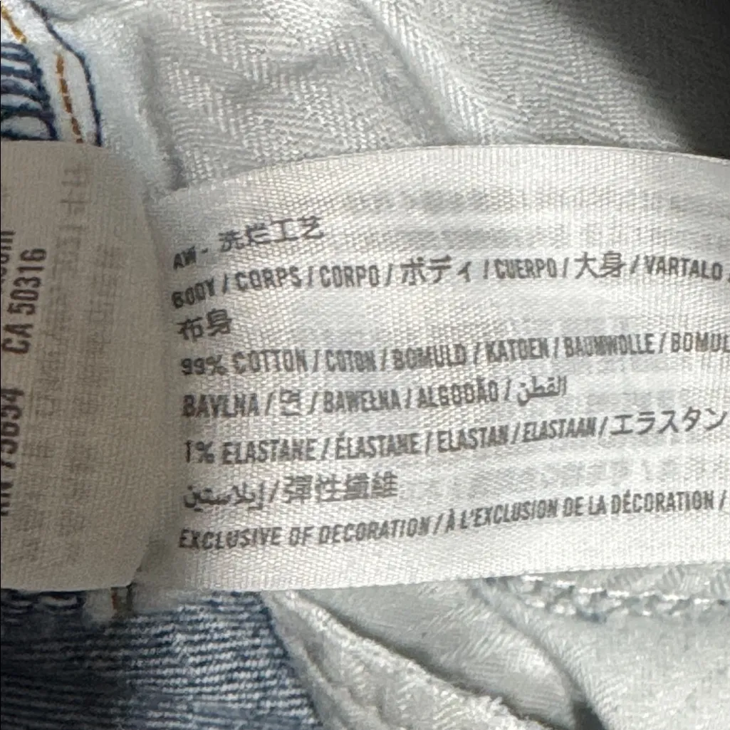 A&F The Mom Short Mid Rise Curve Love Distressed Blue Jean Shorts Size 32/14 - Image 7