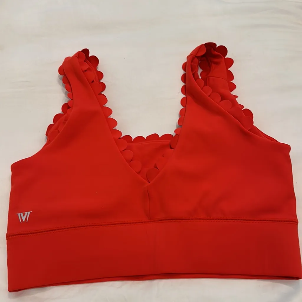 IVL Collective scalloped red leggings (10) and sports bra (8)set. No flaws - Image 8