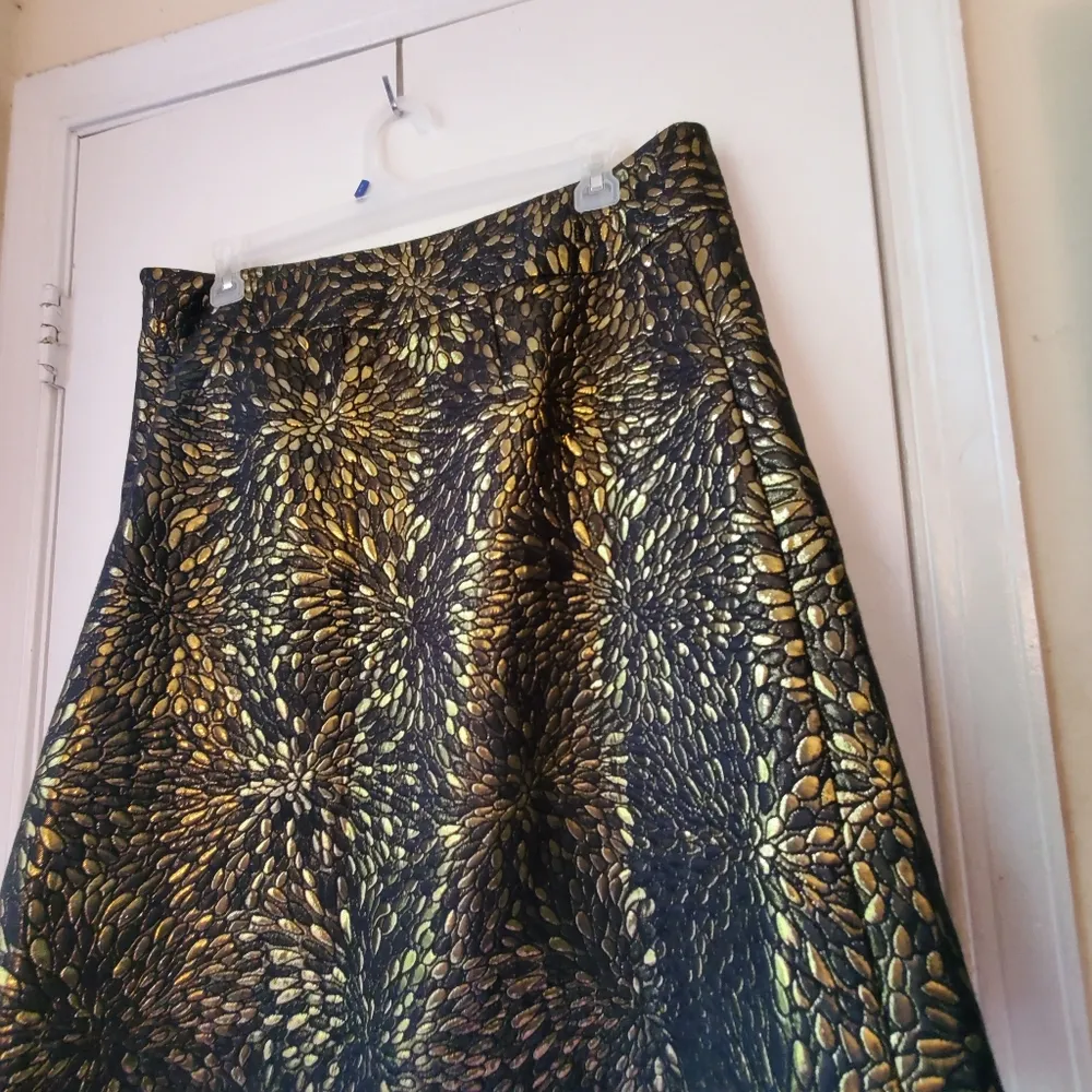 🔥SALE🔥NWT! Lane Bryant Gold Floral Leaf Print Burst Plus Sized Jacquard Skirt - Image 6