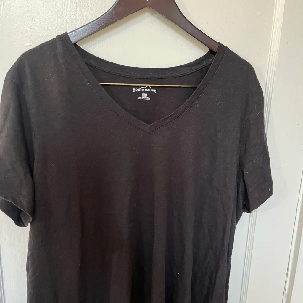 Eddie Bauer  Women’s Black V-Neck Tee - Image 2