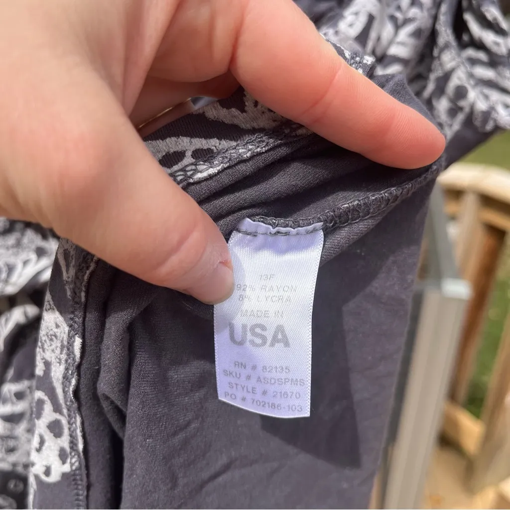 Fresh Produce Women’s Gray & White Paisley Print Stretch Sleeveless Dress Size S - Image 6