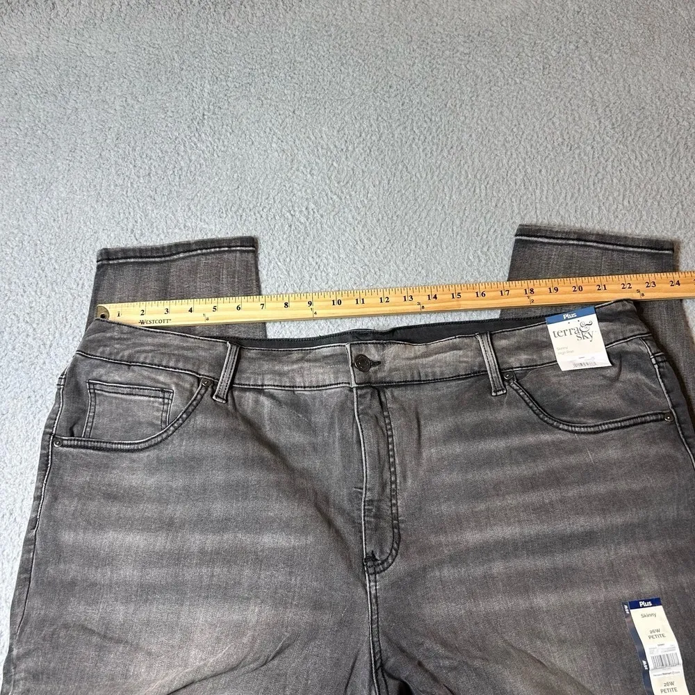 Terra & Sky Jeans Womens 26W‎ Petite Distressed Grey High Rise Skinny Jeans NEW - Image 5