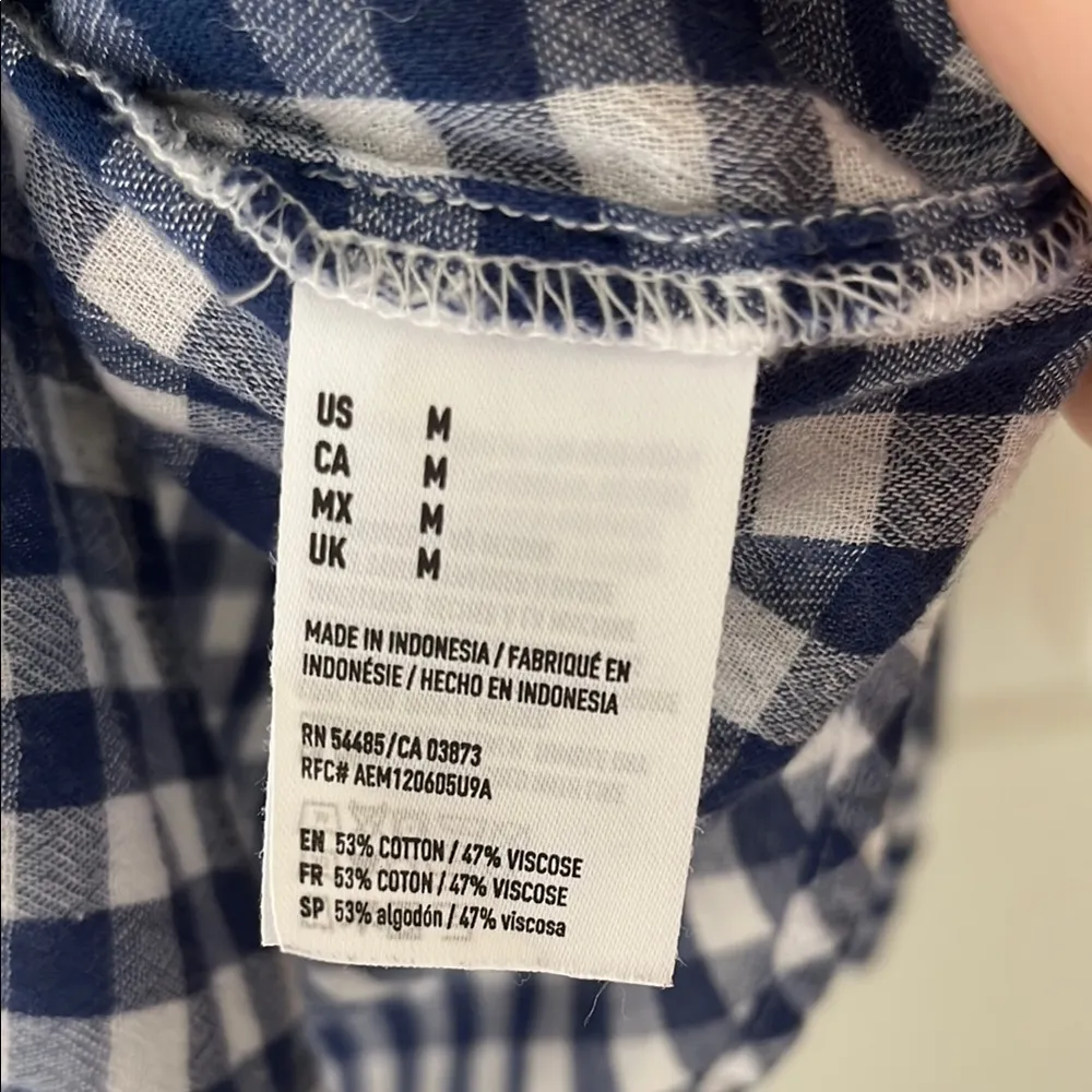 American Eagle Outfitters Blue and White Gingham Button Down Shirt - Image 5