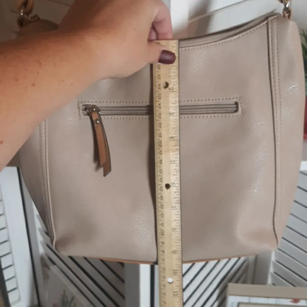 NWT Rosetti Purse with Tassle - Image 7