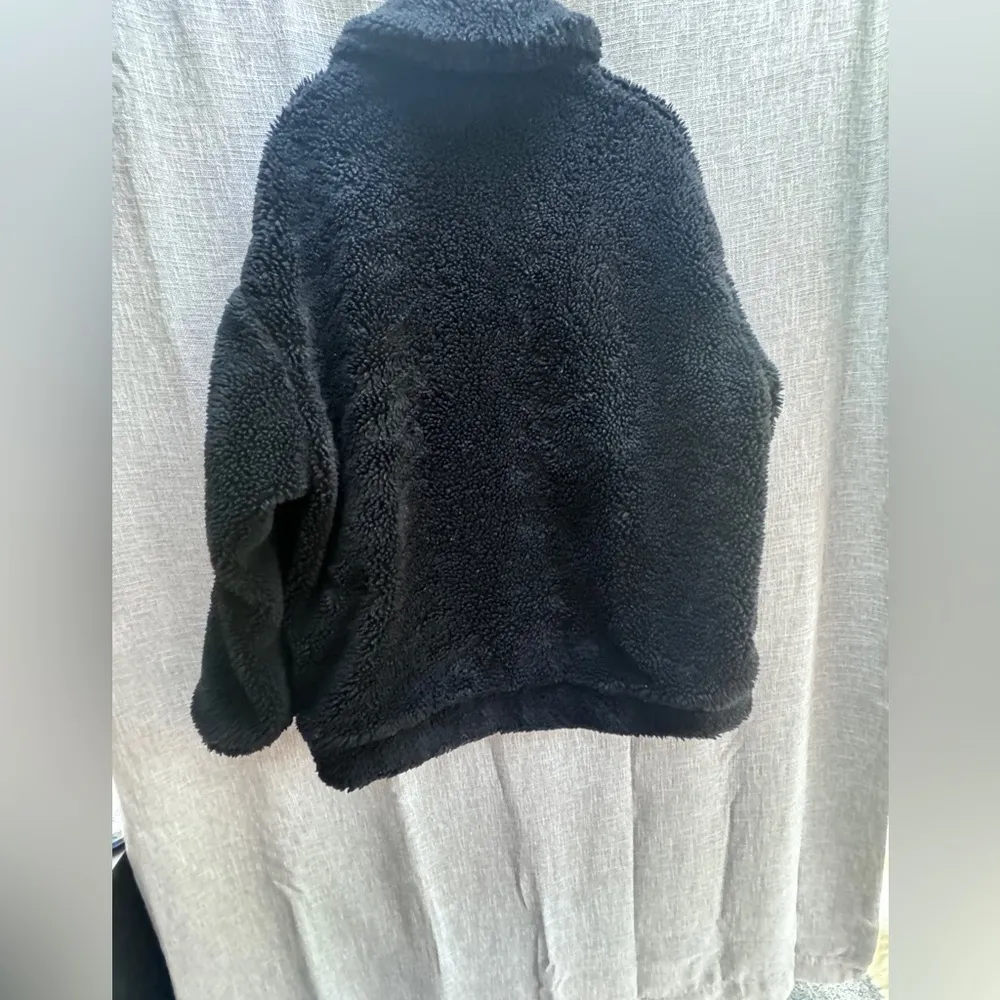 Urban outfitters black oversized teddy jacket size medium - Image 6