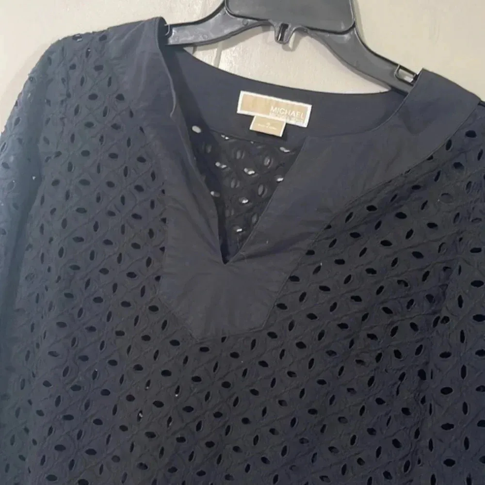 Michael Kors Black Eyelet Tunic Vneck Top / Swim Cover up Size 4 - Image 5