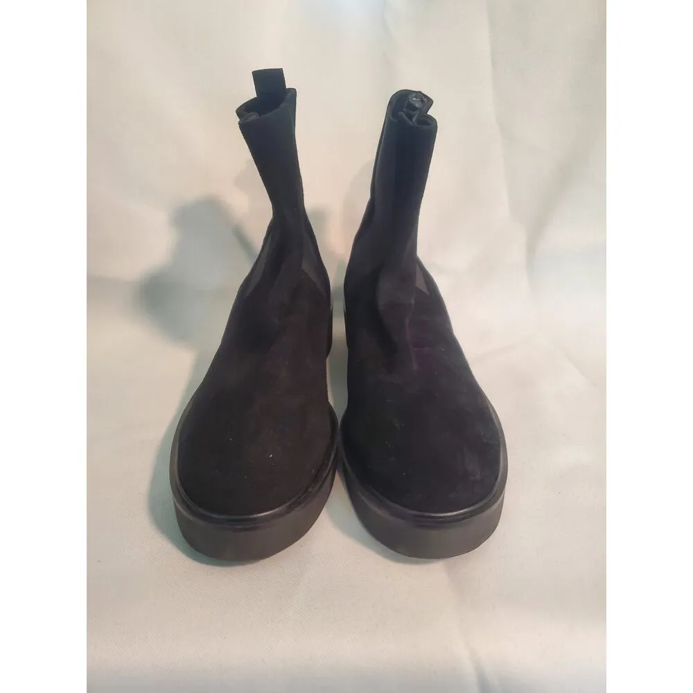 Stuart Weitzman Boots Henley Chelsea Booties. S40 - Image 2