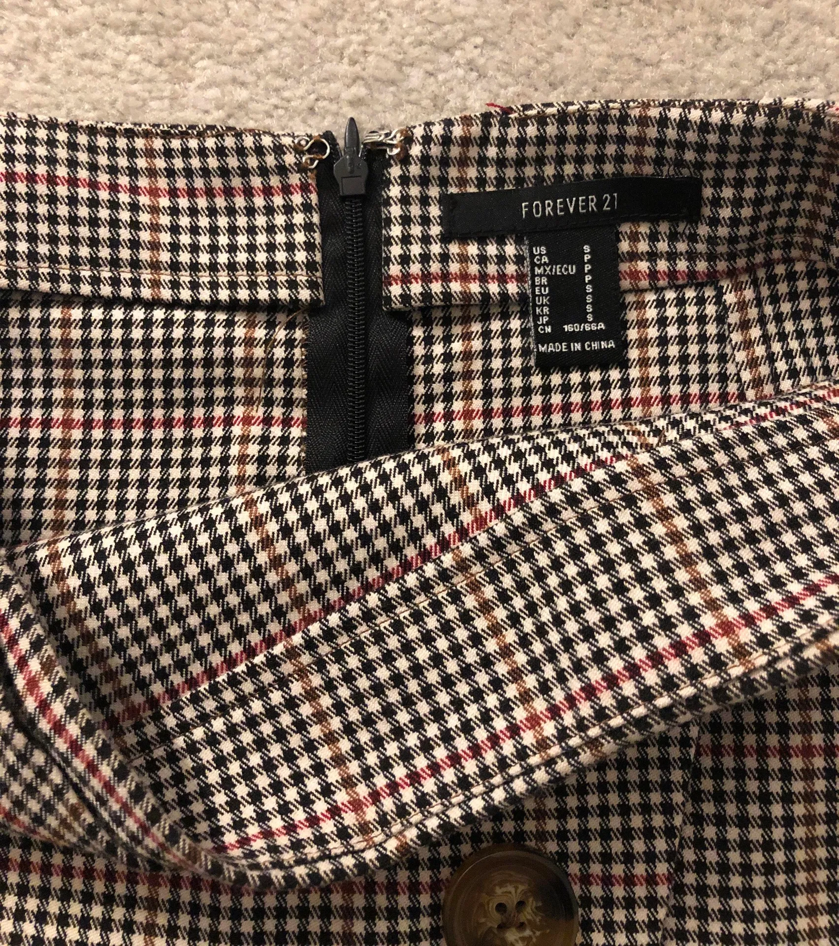 Forever 21 Plaid Mini-Skirt - Image 5