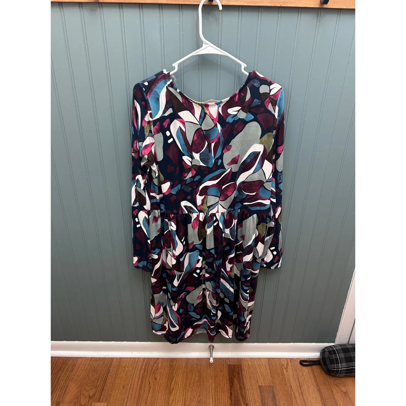 Haptics Paisley Grace Say Dont Go Dress Navy Plum Abstract Print Size M Blue Size M - Image 3