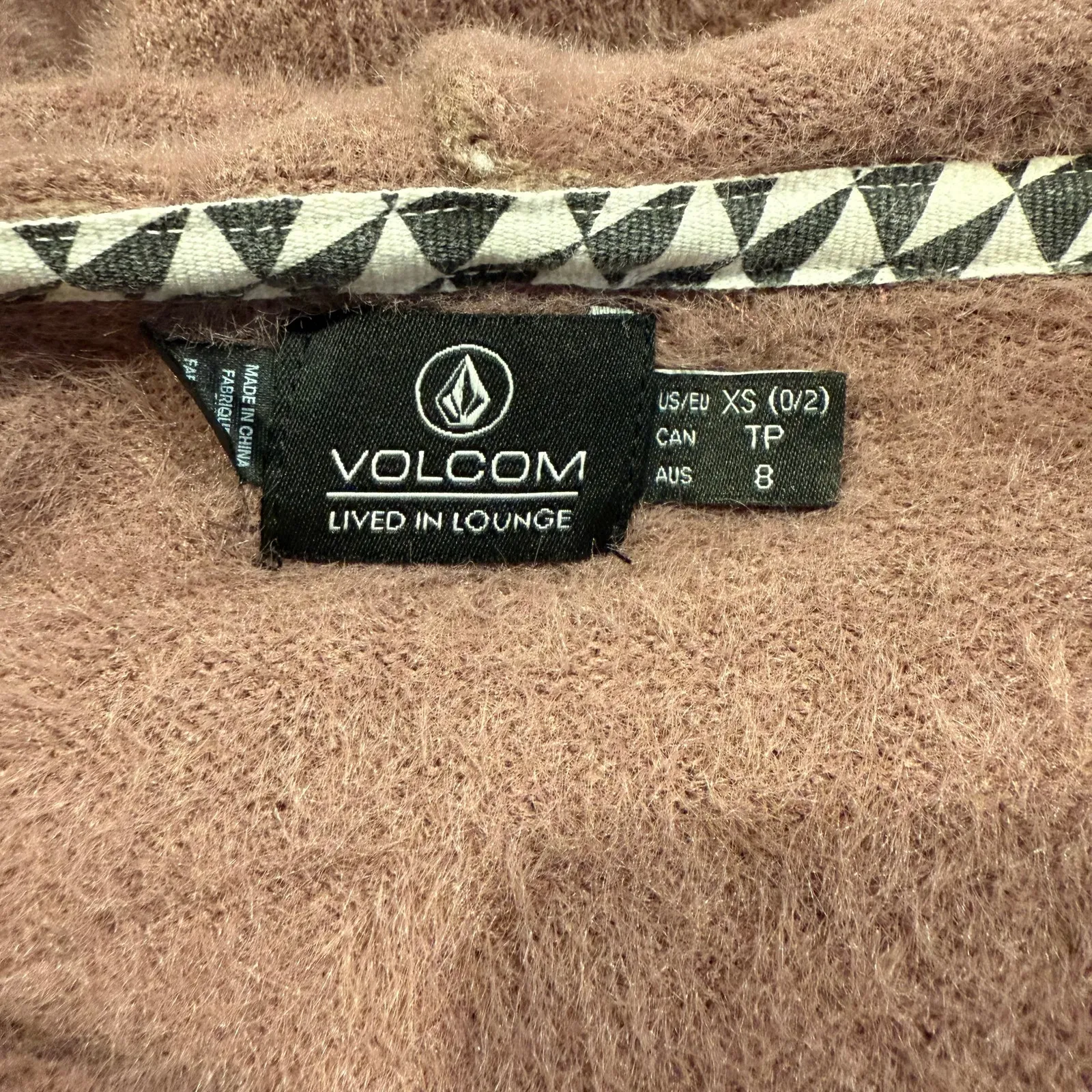 Volcom Women’s Mauve Fuzzy Hoodie Size XS - Image 5