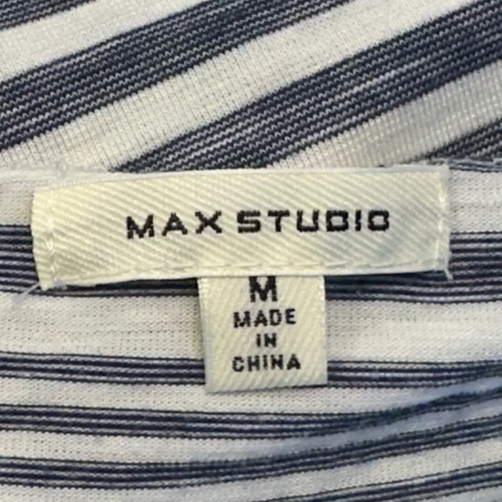 Max Studio Blue White Ruffle Flounce Flowy Sleeve Knit Shirt Medium EUC #1341-LA - Image 5