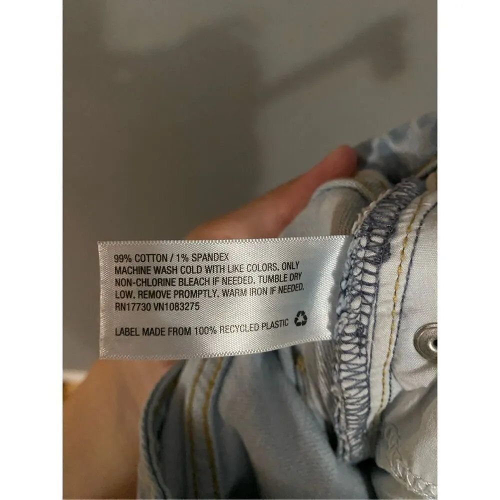 Universal Thread Ripped Distressed Straight Jeans Size 4/27 - Image 4