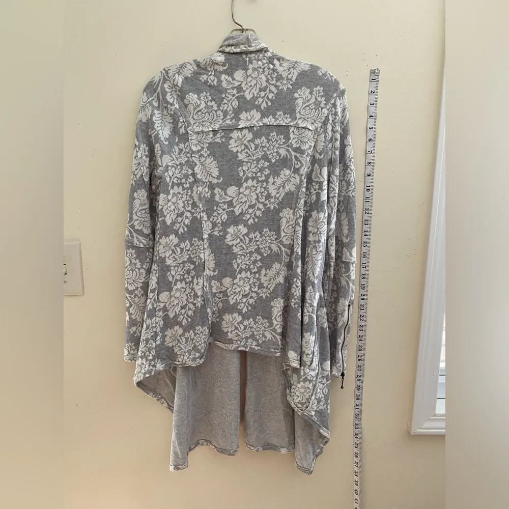 Knox Rose Cardigan. Size S. - Image 2